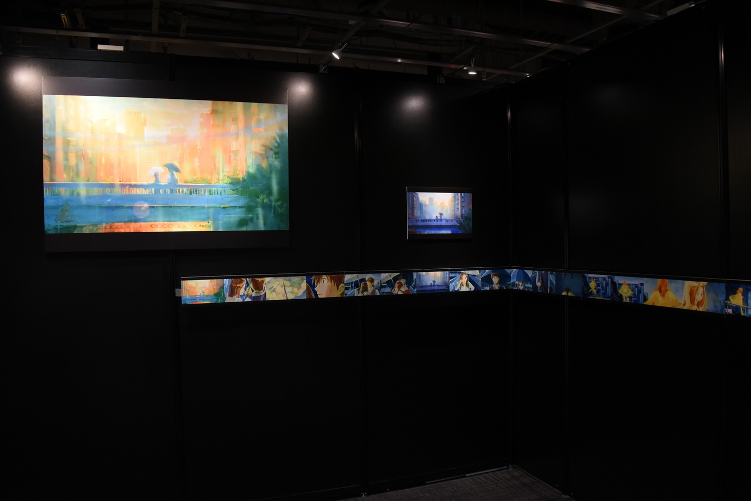「そばへ」の展示コーナー。