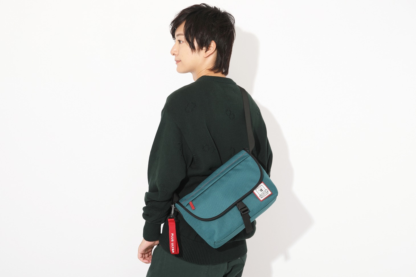 「緑谷出久 モデル ショルダーバッグ」着用イメージ