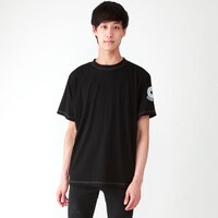 「ドラゴンボールZ Tシャツ」の着用例。