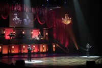 「ACCA13区監察課 Regards」朗読音楽劇の様子。