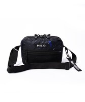 「宇宙兄弟」とMILKFED.のコラボアイテム。