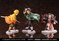 「ARTFX J 我妻善逸」と別売りの「ARTFX J 竈門炭治郎」「ARTFX J 竈門禰豆子」。