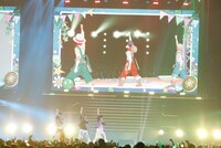 菊池勇成、濱健人、白井悠介による「トレジャー・パーティー！」。