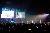 今井麻夏、春瀬なつみ、小市眞琴、佐藤亜美菜による「ドレミファクトリー！」。