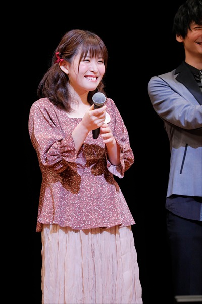 石見舞菜香
