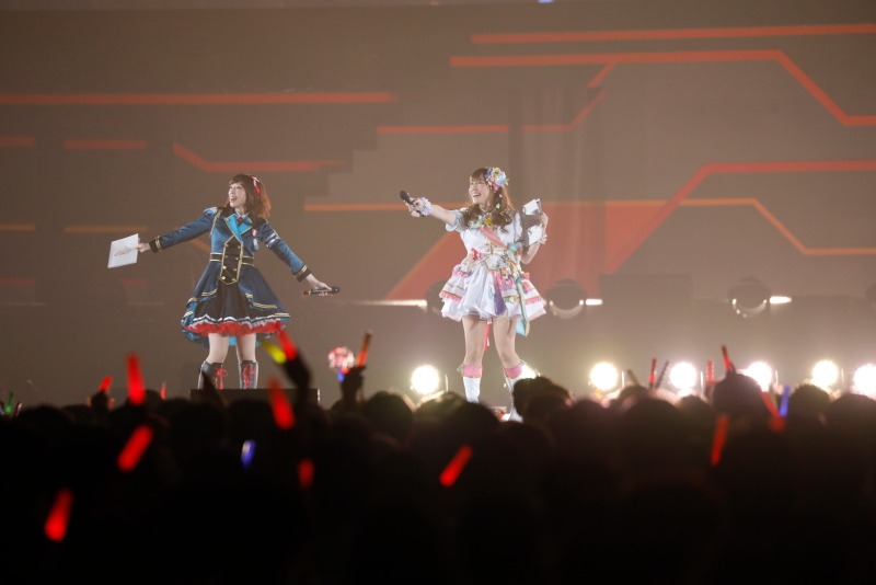左から2日目公演のMCを務めた中村繪里子、松嵜麗。
