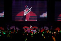 桃井はるこ、長谷川明子、仁後真耶子による「バレンタイン」。