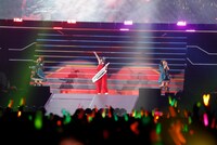 桃井はるこ、長谷川明子、仁後真耶子による「バレンタイン」。