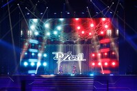 田所あずさ、愛美による「ハーモニクス」。