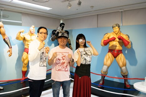 左から清野茂樹、嶋田隆司、上坂すみれ。