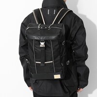 「武藤遊戯 モデル バックパック」使用イメージ