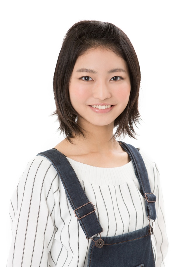 水崎ツバメ役の松岡美里。