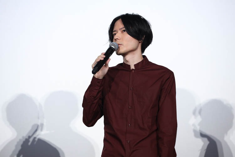 内山昂輝