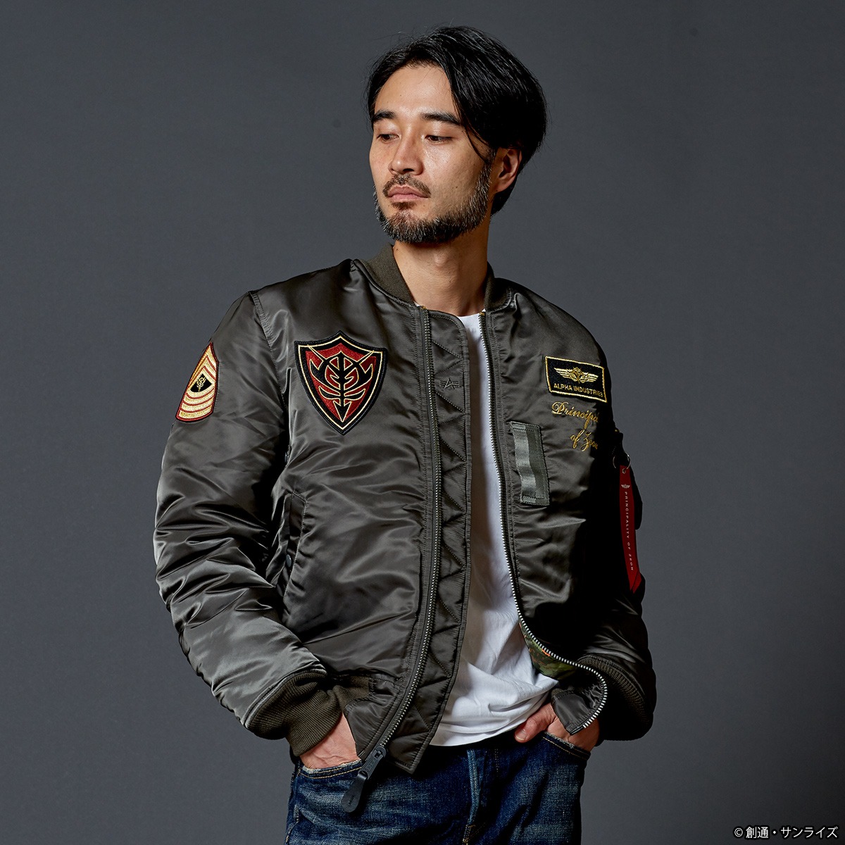 ジオン軍モデルの着用イメージ。