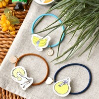 「静電気軽減ヘアポニー」の一部。