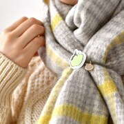 「静電気軽減ヘアポニー」の使用イメージ。