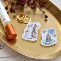 「アクリルブローチ」の一部。