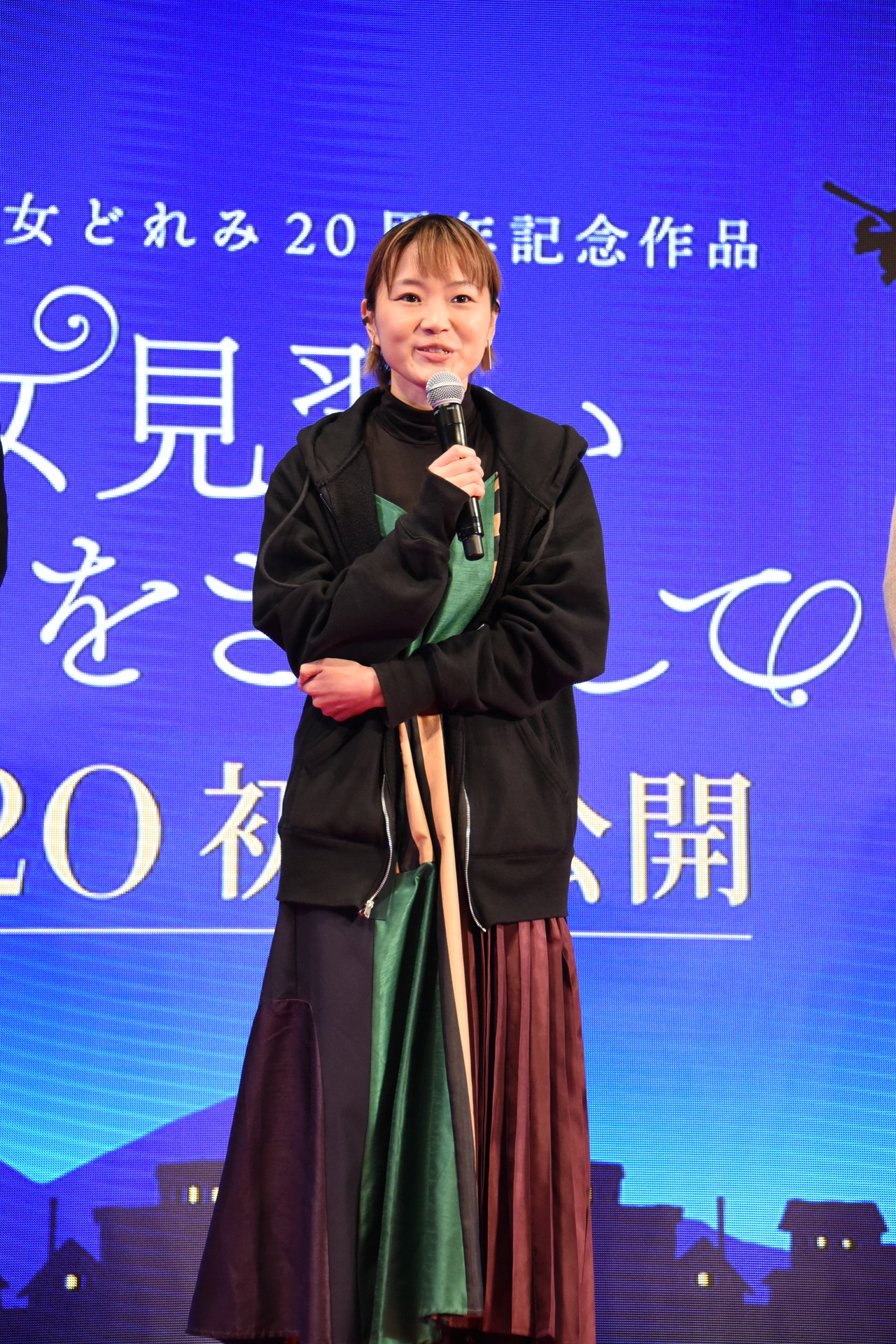 鎌谷悠監督