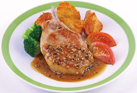 「藤丸のジューシーかぶりつきステーキ」