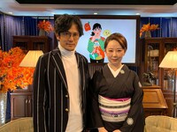 稲垣吾郎と東村アキコ。