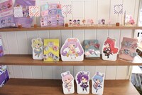 店内で販売されるオリジナルグッズ。