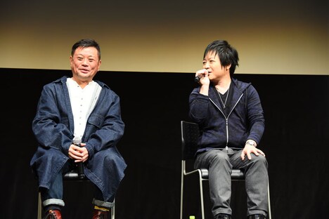 左から岩田光央、佐々木望。