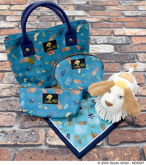 「ハウルの動く城」公開15周年記念グッズの一部。