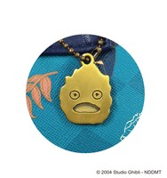 カルシファーのチャームが アクセント。