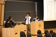 講演会の様子。