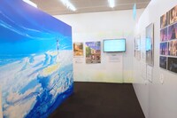 コミックス・ウェーブ・フィルムのコーナーより。(c)2019「天気の子」製作委員会 (c)「詩季織々」フィルムパートナーズ