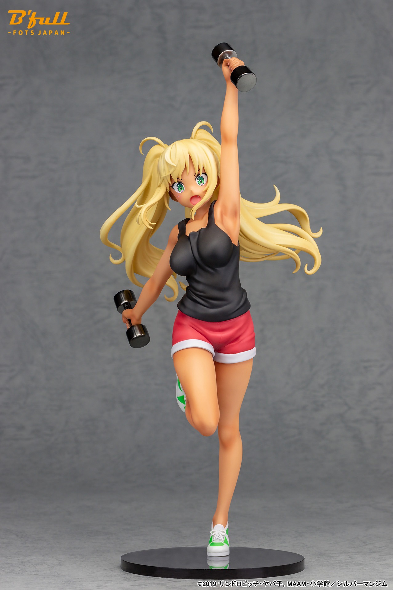 「ダンベル何キロ持てる？『紗倉ひびき』1/7スケール 塗装済み完成品」