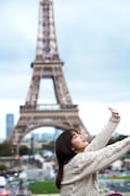 山下美月1st写真集より。(撮影:須江隆治)