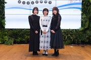 左から花澤香菜、茅野愛衣、小原好美。