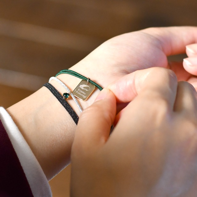 「静電気軽減ブレスレット（鏑木・T・虎徹／私服Ver.）」使用イメージ