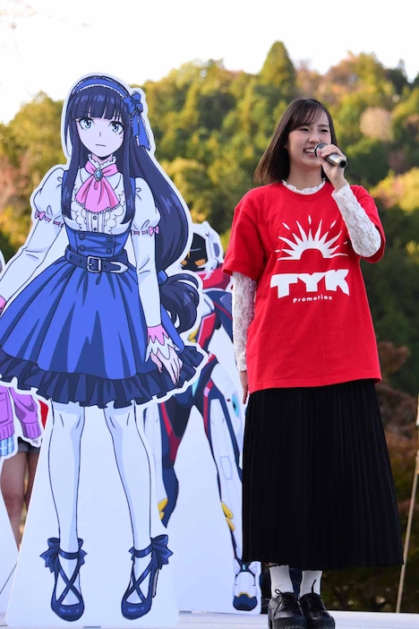 明神逢花役の茉白実歩。