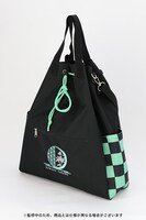 竈門炭治郎モデルの3wayバッグ。