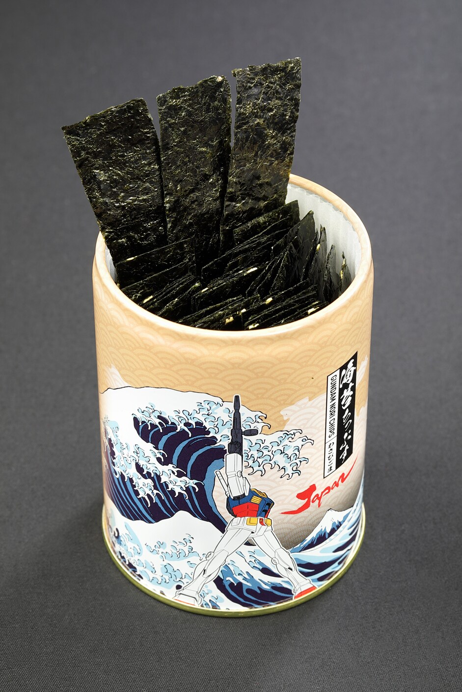 GUNDAM Cafeが老舗銘菓・銘品メーカーとコラボ、海苔・雷おこし・ツナ缶を販売