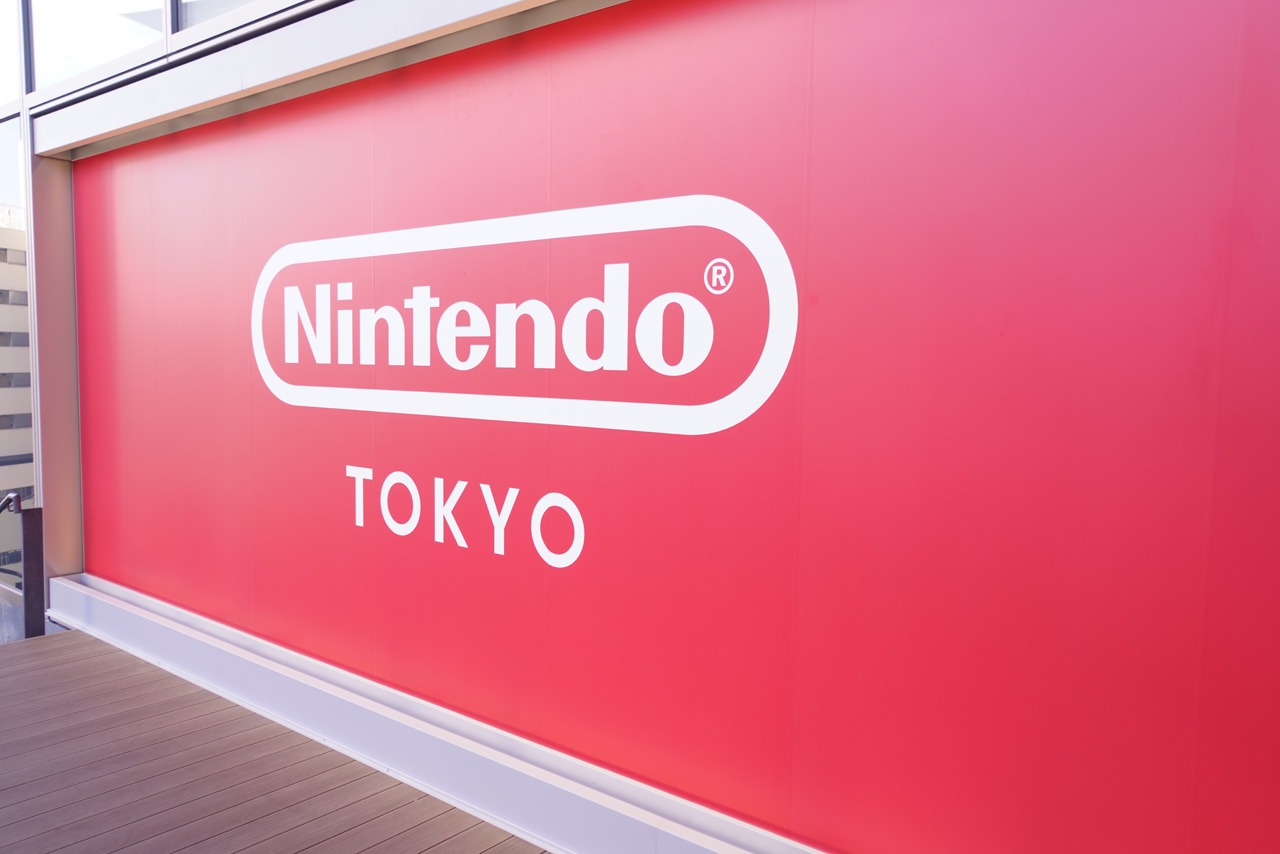 「電脳サブカルチャーゾーン」外の装飾。