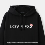 「ガンダムvsハローキティ」プロジェクトとLOVELESSのコラボパーカー。