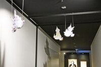 「シャーマンキング展」の様子。