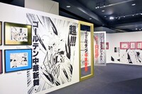 「シャーマンキング展」の様子。