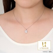 「シャーマンキング」のハオをモチーフにしたネックレスの着用イメージ。