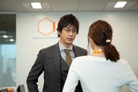 ドラマ「この男は人生最大の過ちです」場面写真。(c)ABCテレビ
