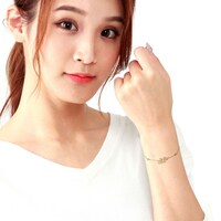 「シェリル・ノーム バースディ ブレスレット」着用イメージ