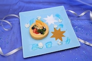 「【スペシャルメニュー】星降る夜のロールケーキプレート」