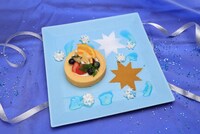 「【スペシャルメニュー】星降る夜のロールケーキプレート」