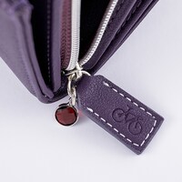 東堂尽八モデルのミニ財布。