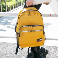 小野田坂道モデルのリュック使用イメージ。