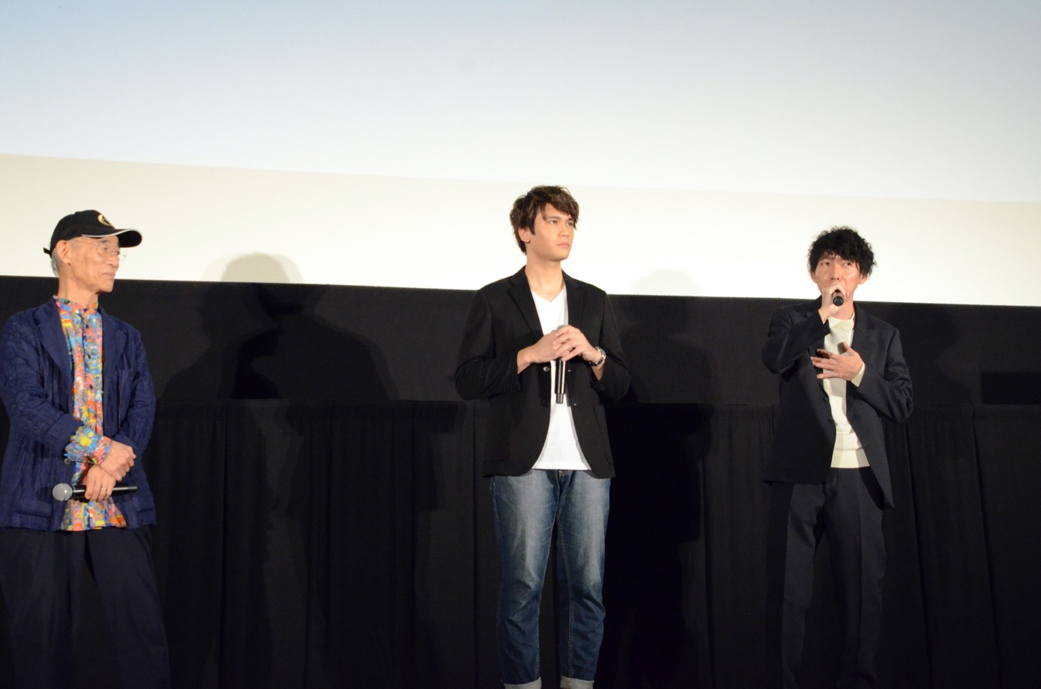 「劇場版 Gのレコンギスタ I『行け！コア・ファイター』」初日舞台挨拶の様子。