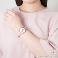 さくらモデルの腕時計の使用イメージ。